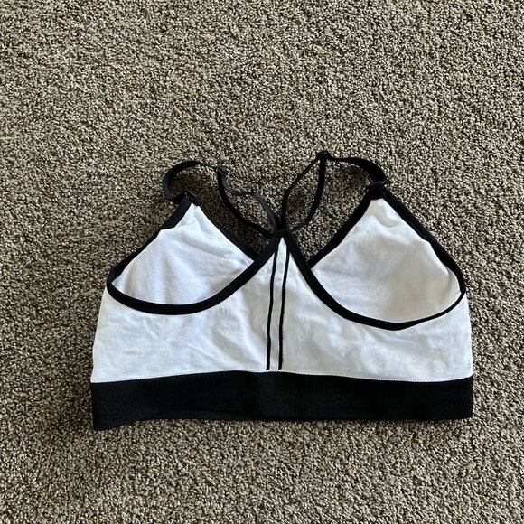 Skechers Women's Sports Bra Size XL - Picture 2 of 6